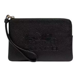 Coach Jess Corner Zip Wristlet With Horse And Carriage Print